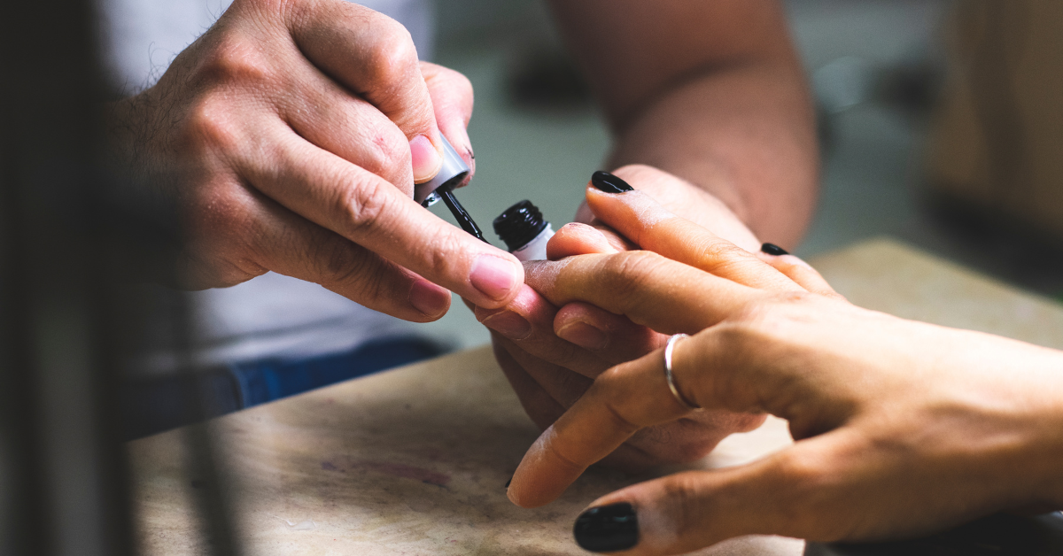 Prevención y Tratamiento de Problemas Comunes en las Uñas